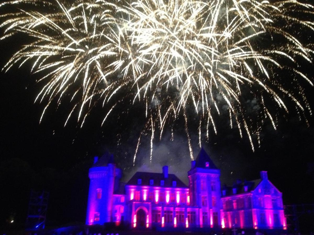 Chateau De Villers-Chatel Luaran gambar