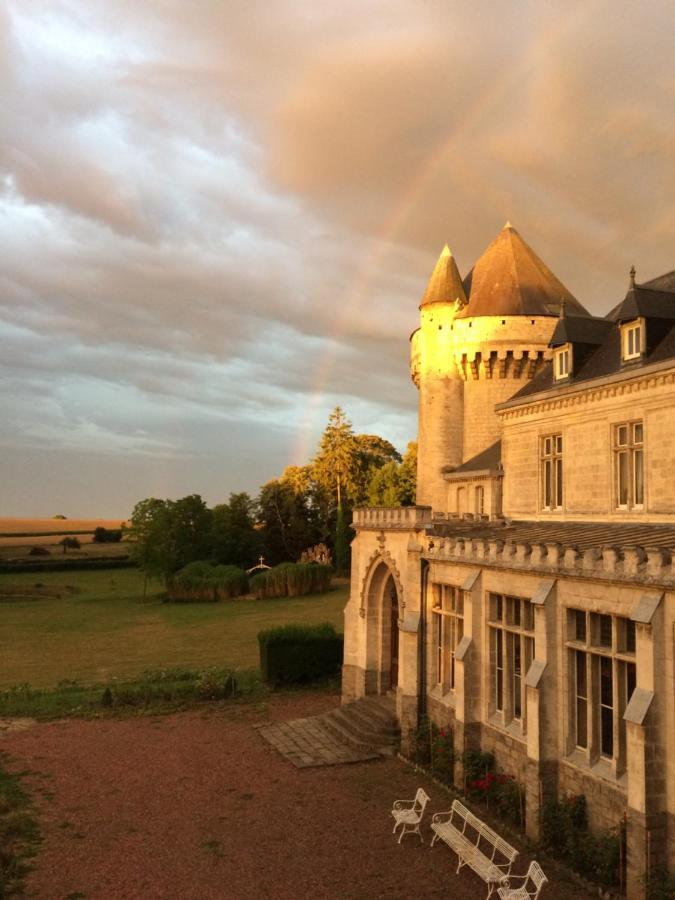 Chateau De Villers-Chatel Luaran gambar